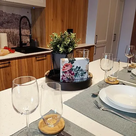 Apartament N&b Góry, Spa, Basen I Jacuzzi *
