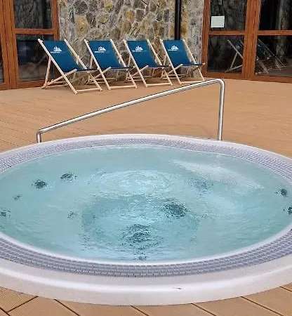 N&b Góry, Spa, Basen I Jacuzzi *