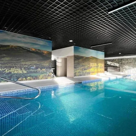 Apartament N&b Góry, Spa, Basen I Jacuzzi Szklarska Poręba