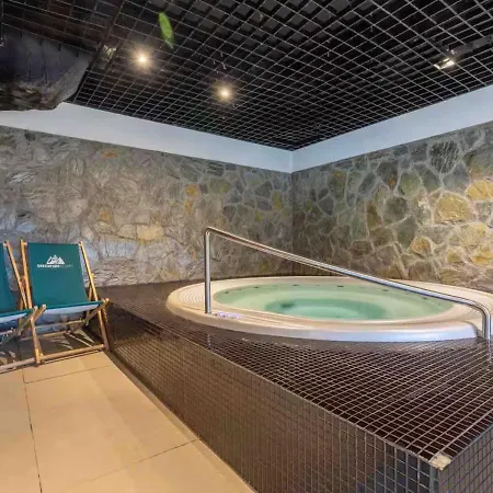Apartament N&b Góry, Spa, Basen I Jacuzzi *